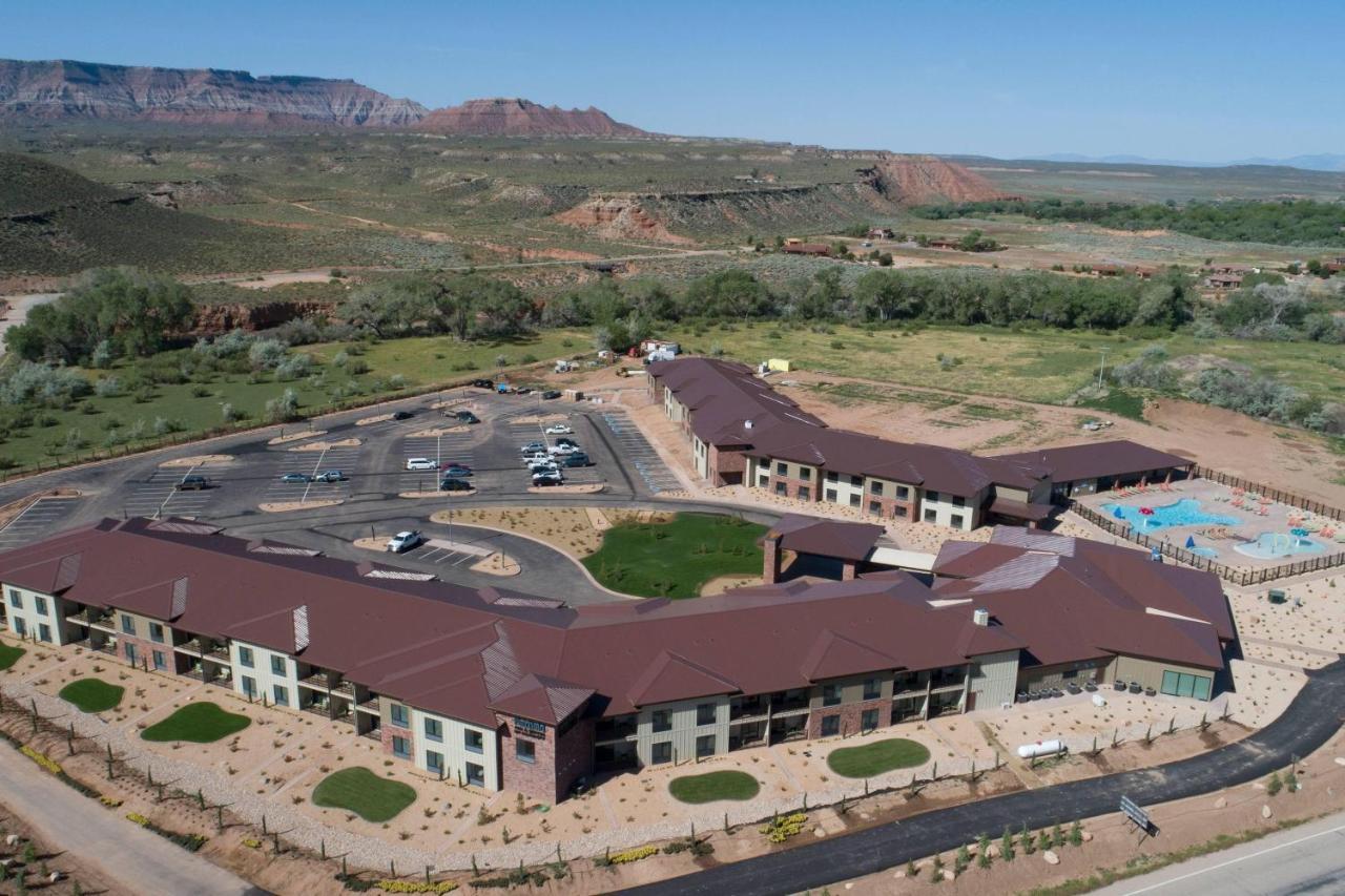 Fairfield Inn & Suites By Marriott Virgin Zion National Park Bagian luar foto